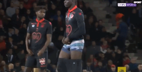 《在场外》视频栏目｜对话辽宁铁人：家乡、平常心和关于中超的明天