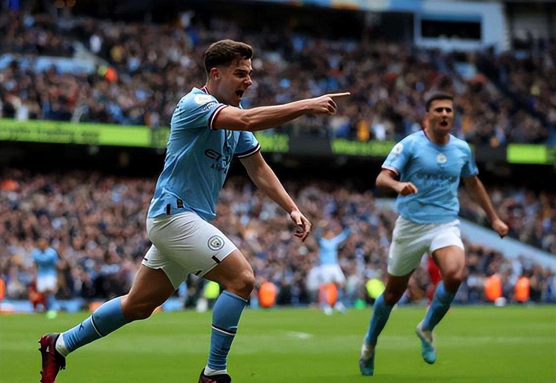 欧冠半场：艾尔尤努西开场70秒闪击，比利亚雷亚尔0-1哥本哈根