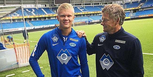 图片报：狼堡想挖多特体育总监凯尔，后者与多特合同到2027年