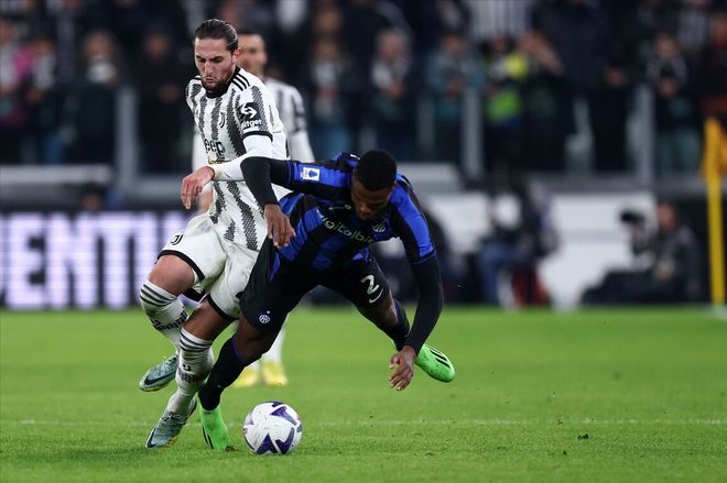 体坛联播｜梅西夺取美职联冠军，萨拉赫炮轰斯洛特