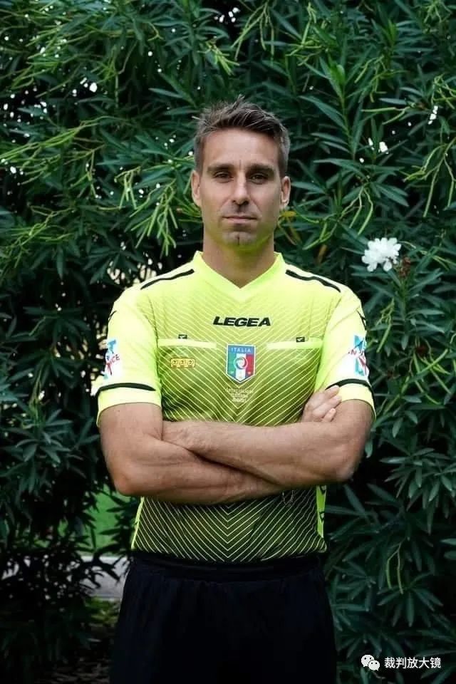 布鲁日主帅：上半场我们和阿森纳势均力敌，遗憾没扳平比分